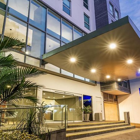 City Express Plus By Marriott Cali Colombia Eksteriør bilde