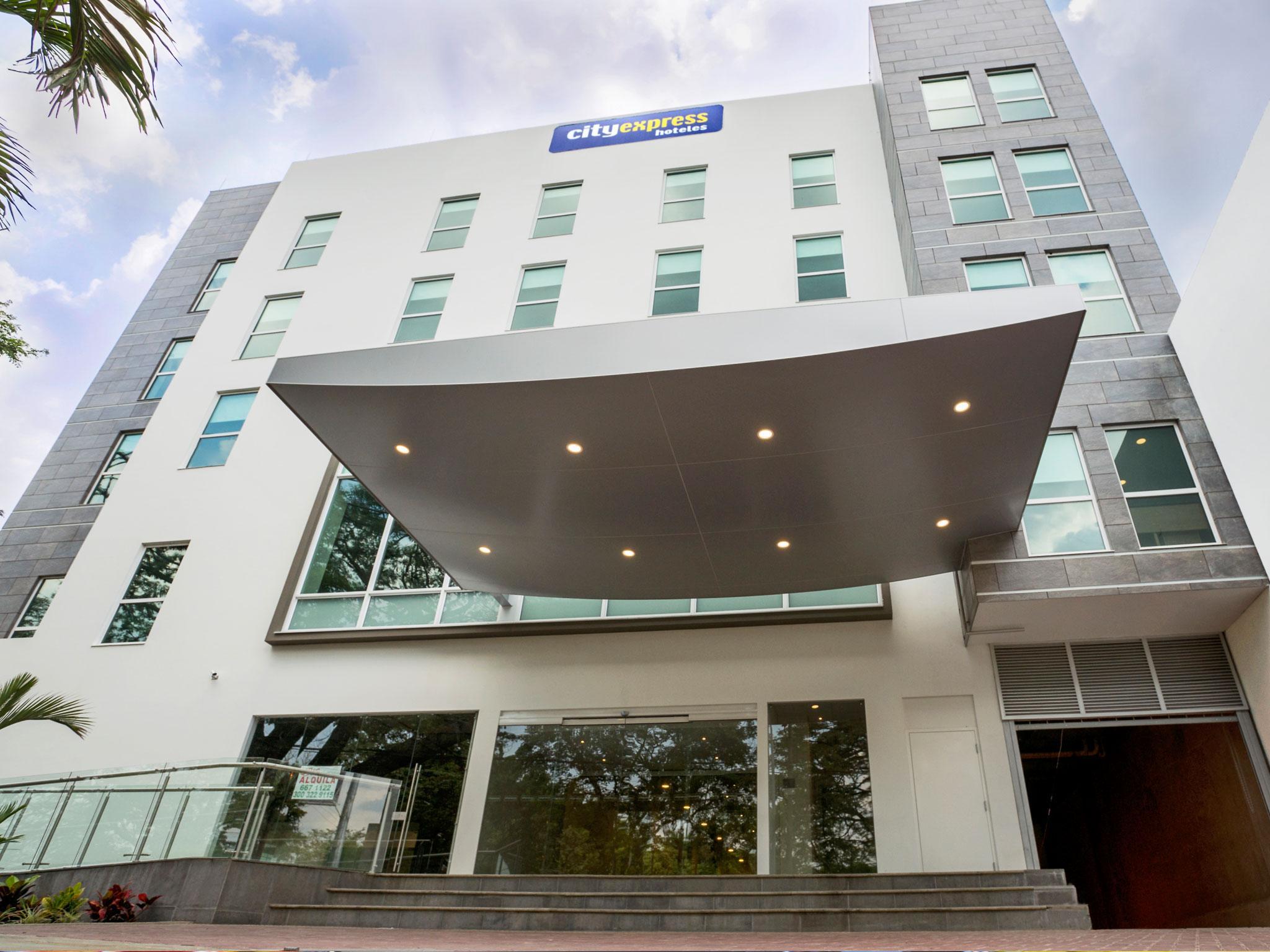 City Express Plus By Marriott Cali Colombia Eksteriør bilde