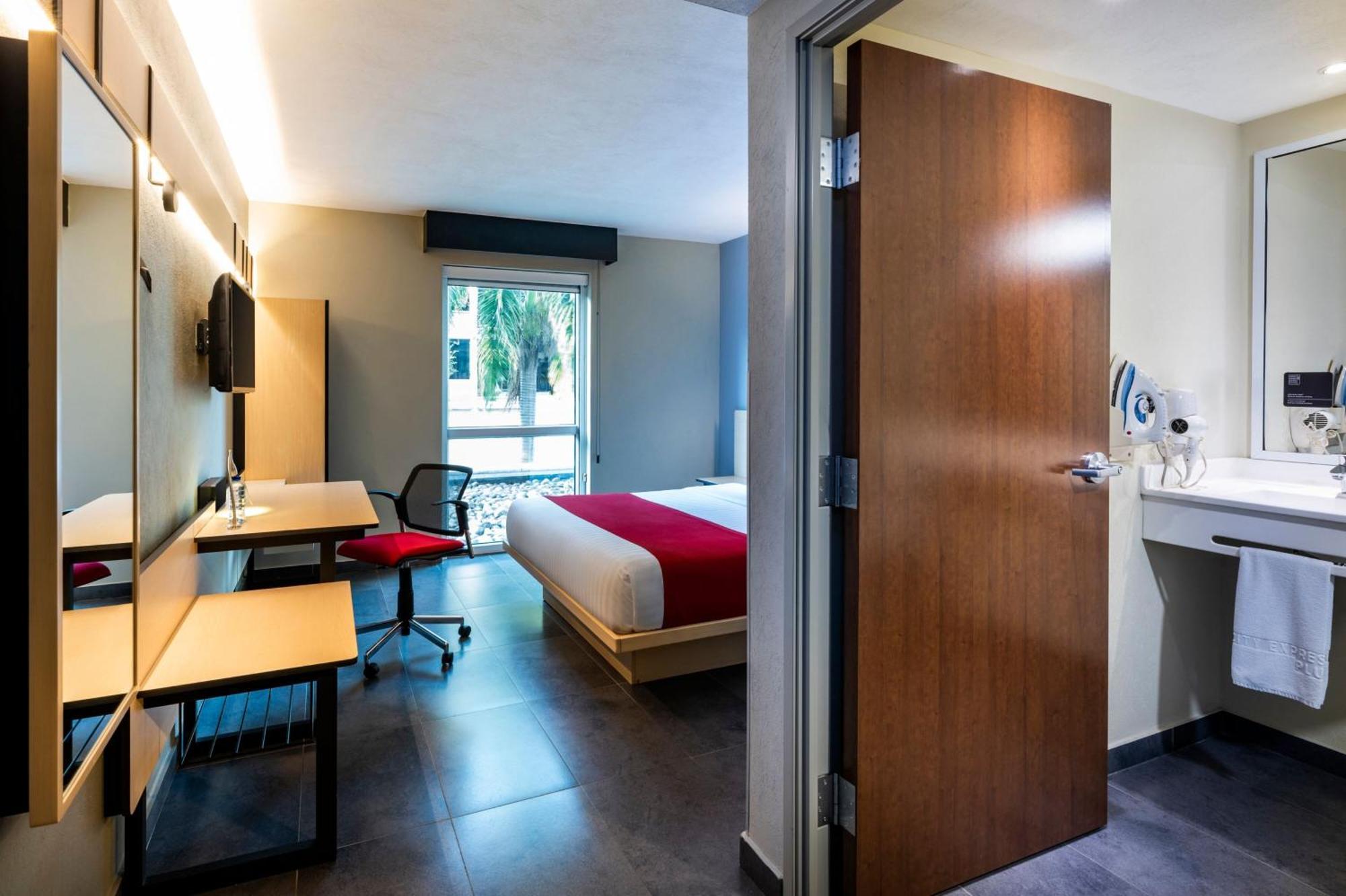 City Express Plus By Marriott Cali Colombia Eksteriør bilde