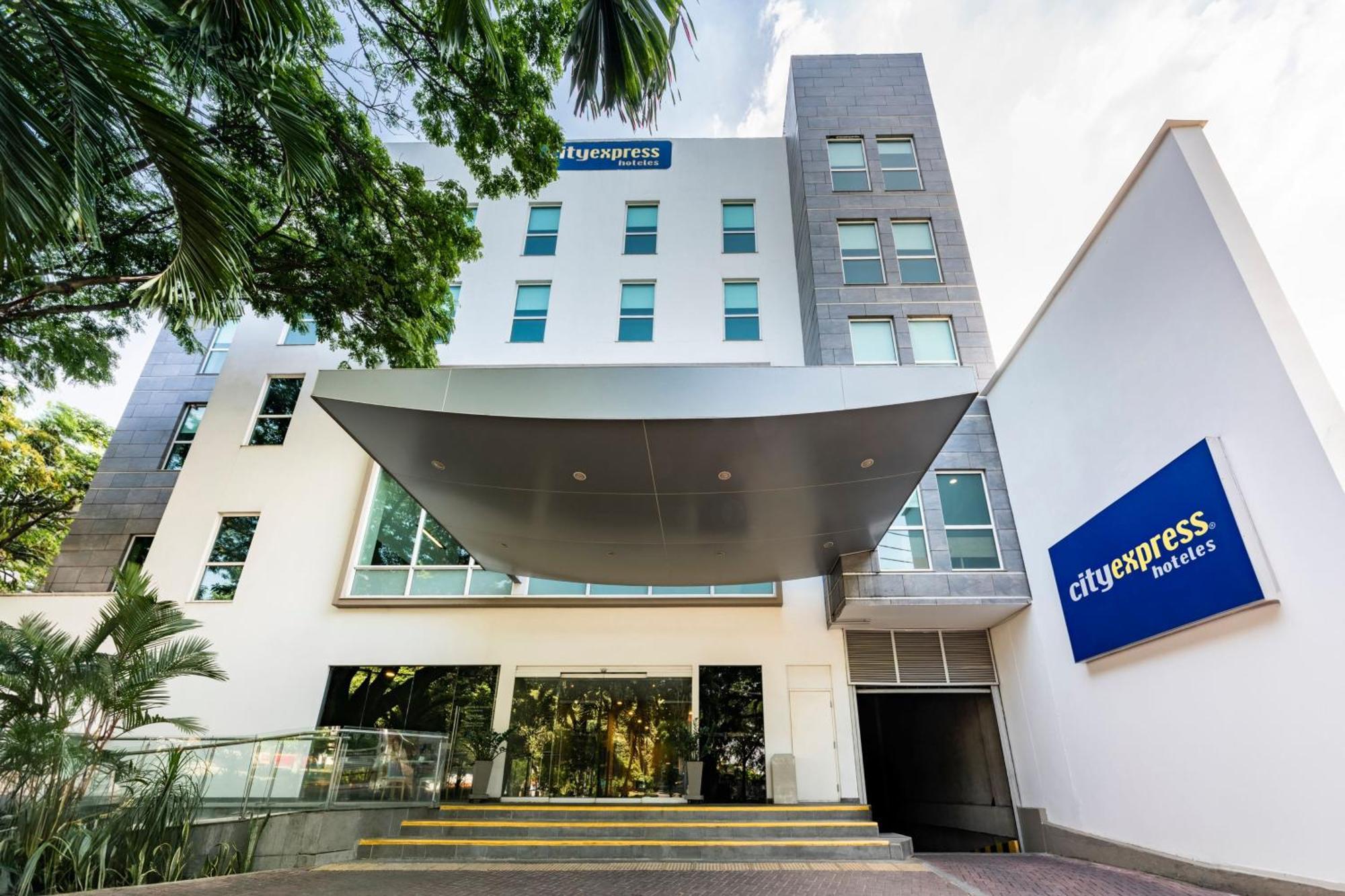 City Express Plus By Marriott Cali Colombia Eksteriør bilde